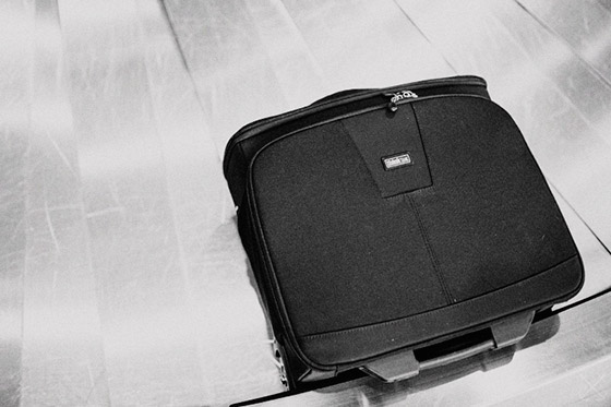 Think Tank Photo Airport Navigator Rolling Bag (Black)