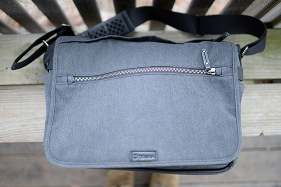 COOPER 13 SLIM MESSENGER BAG